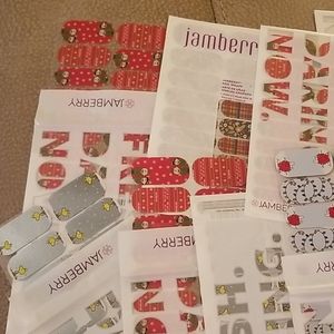 Charlie Brown/Christmas Jamberry Nail Wraps